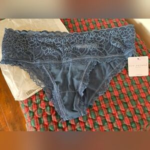 Uye Surana Blue Lace Brief L/XL NWT